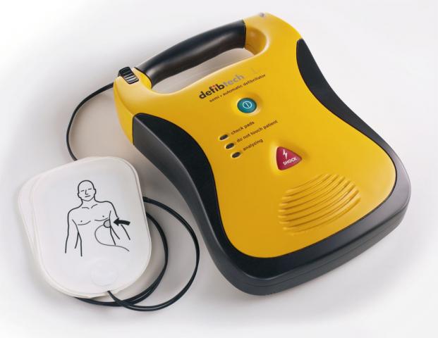 Auto-news-Defibrillatore Semiautomatico.jpg